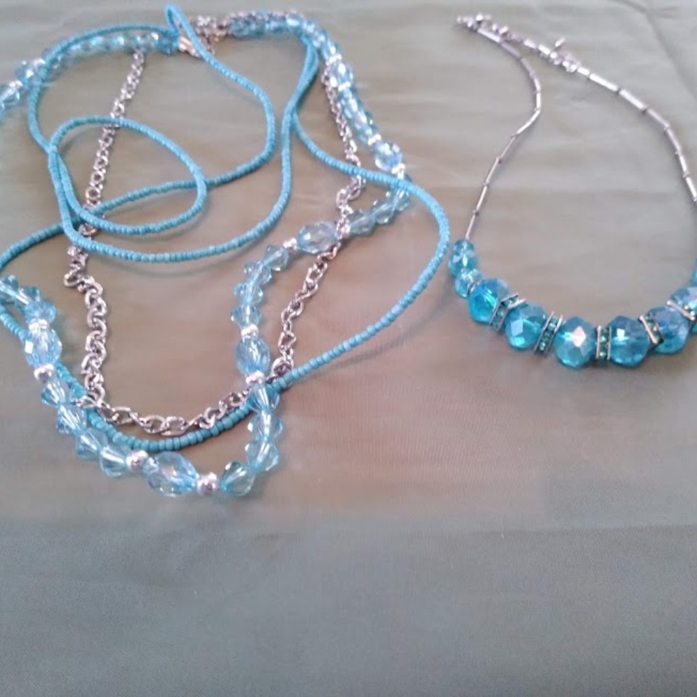 2 Cute Turquoise Color Necklaces